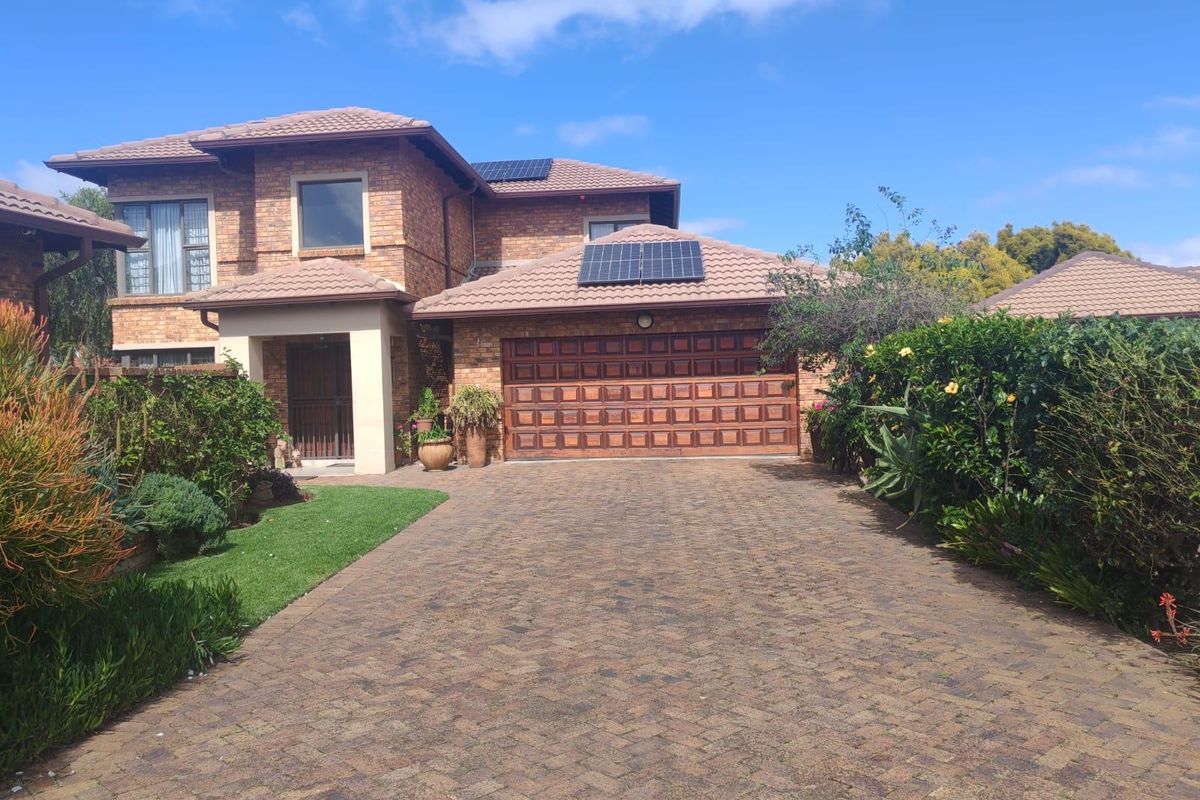 Cluster For Sale In Benoni - Photo 2