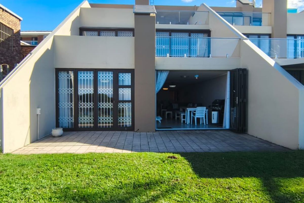 Apartment For Sale In Margate - Photo 3