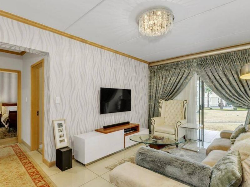 Apartment Rental Monthly In Sandton - Photo 7