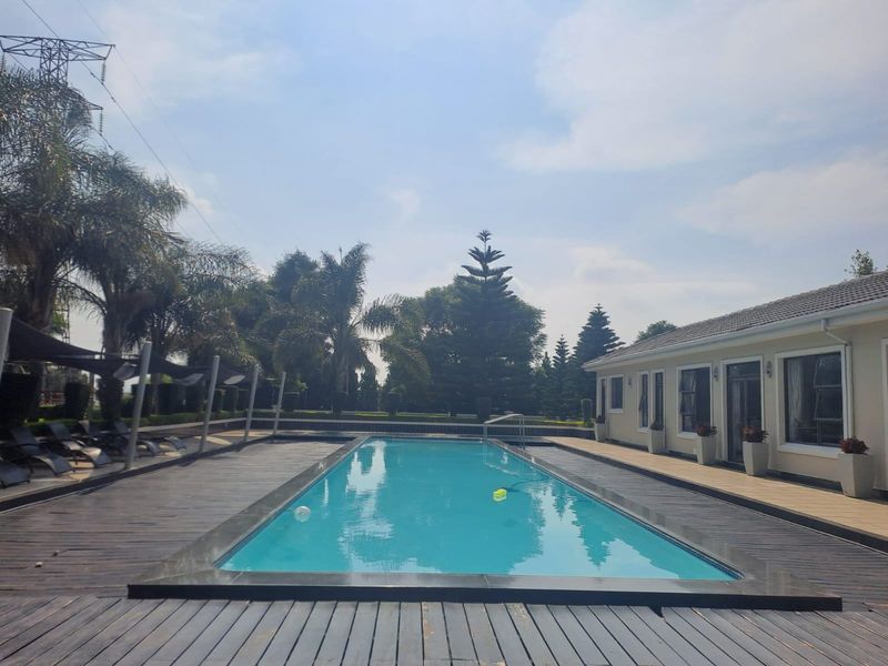 Apartment Rental Monthly In Sandton - Photo 1