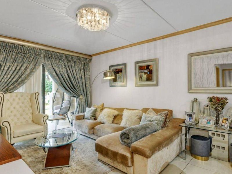 Apartment Rental Monthly In Sandton - Photo 4