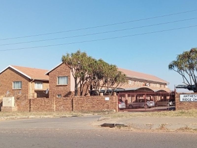 Apartment For Sale In Pretoria - Photo 2