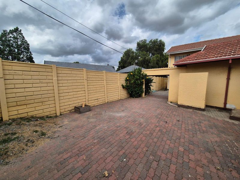 House For Sale In Alberton - Photo 4