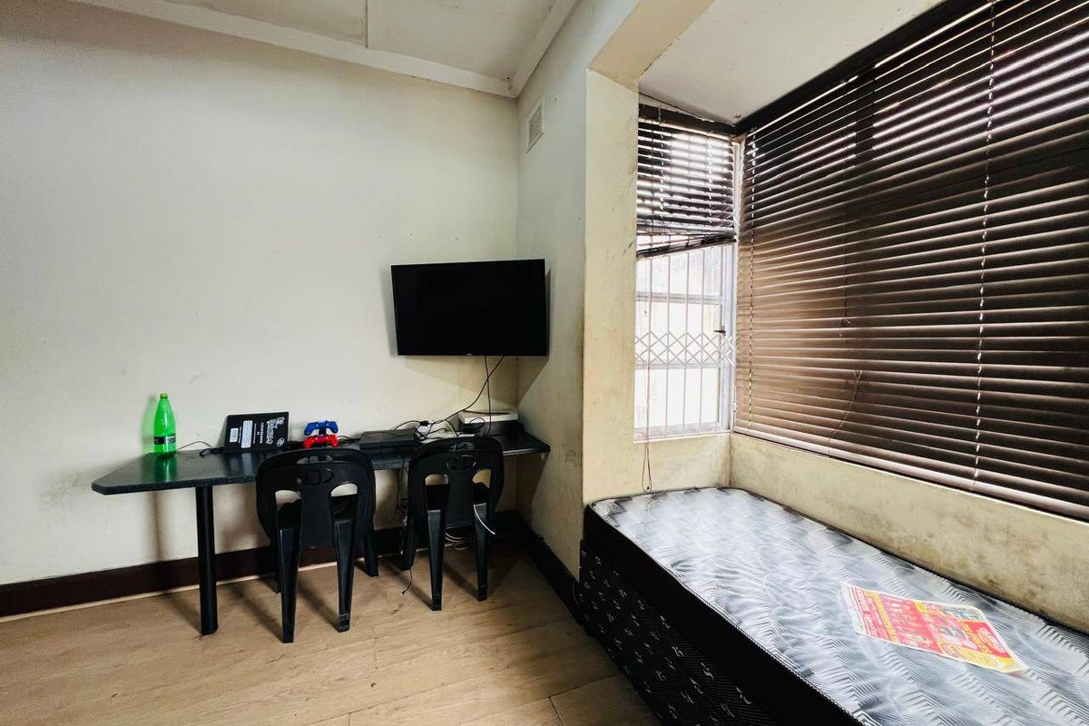 Apartment Rental Monthly In Durban - Photo 2