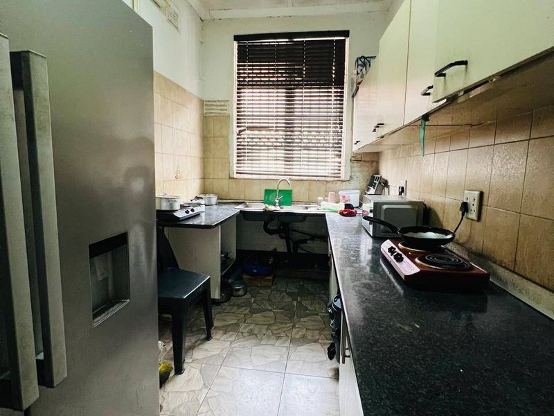 Apartment Rental Monthly In Durban - Photo 8