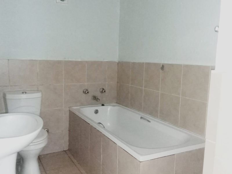 Apartment For Sale In Boksburg - Photo 10