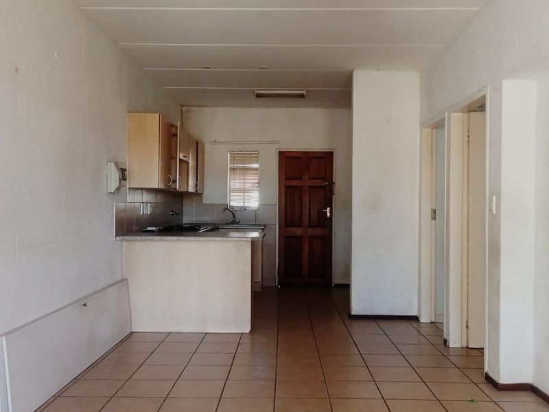 Apartment For Sale In Boksburg - Photo 3