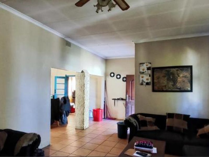 House For Sale In Brakpan - Photo 4