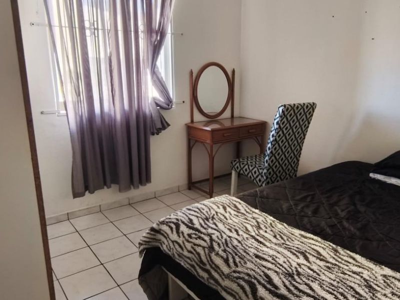 Apartment For Sale In Margate - Photo 6