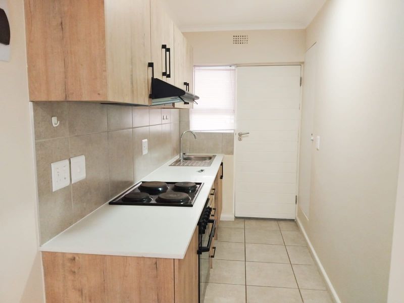 Apartment Rental Monthly In Cape Town - Photo 5
