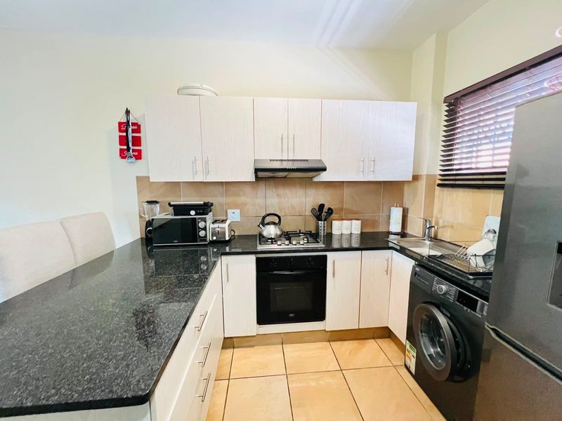 Apartment Rental Monthly In Durban - Photo 1