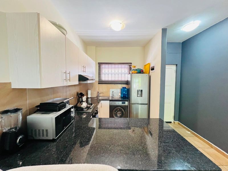Apartment Rental Monthly In Durban - Photo 3