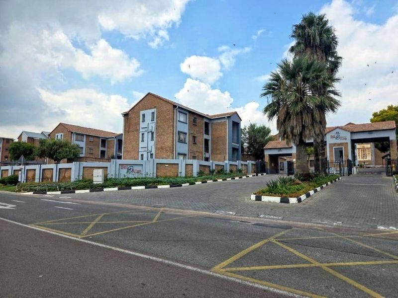 Apartment Rental Monthly In Midrand - Photo 1