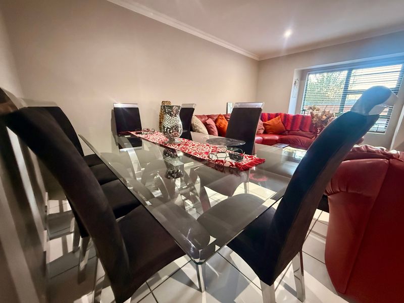 Townhouse For Sale In Bloemfontein - Photo 4