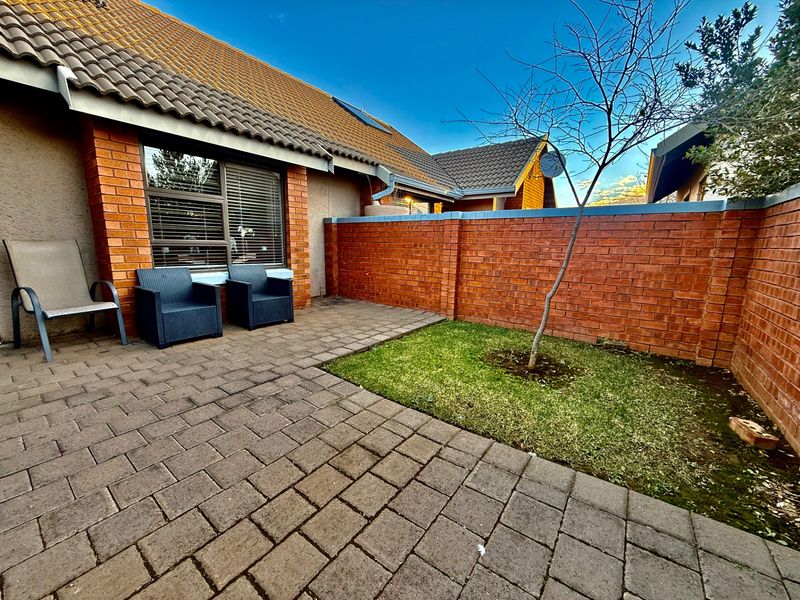 Townhouse For Sale In Bloemfontein - Photo 1
