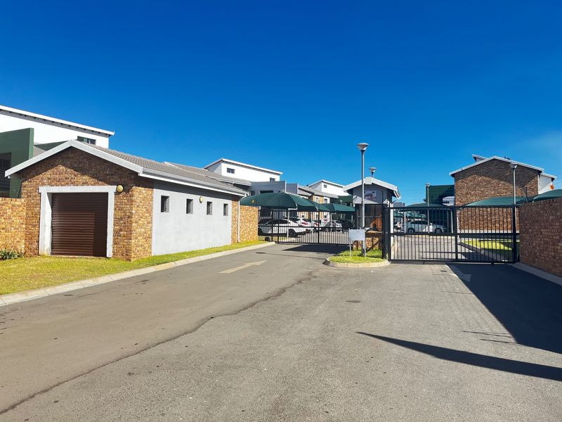 Apartment Rental Monthly In Soweto - Photo 1