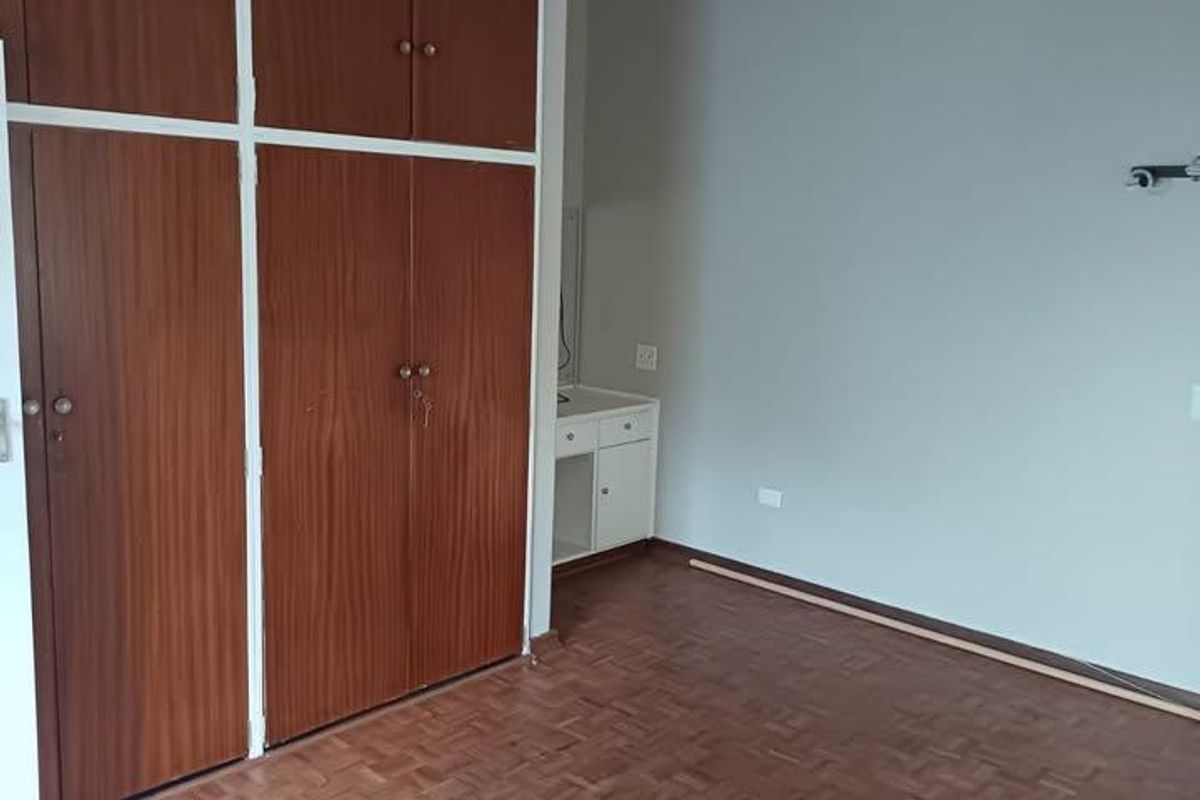 Apartment Rental Monthly In Randburg - Photo 5