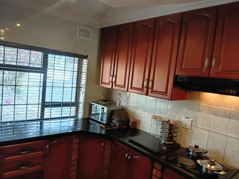 House Rental Monthly In Pinetown - Photo 4