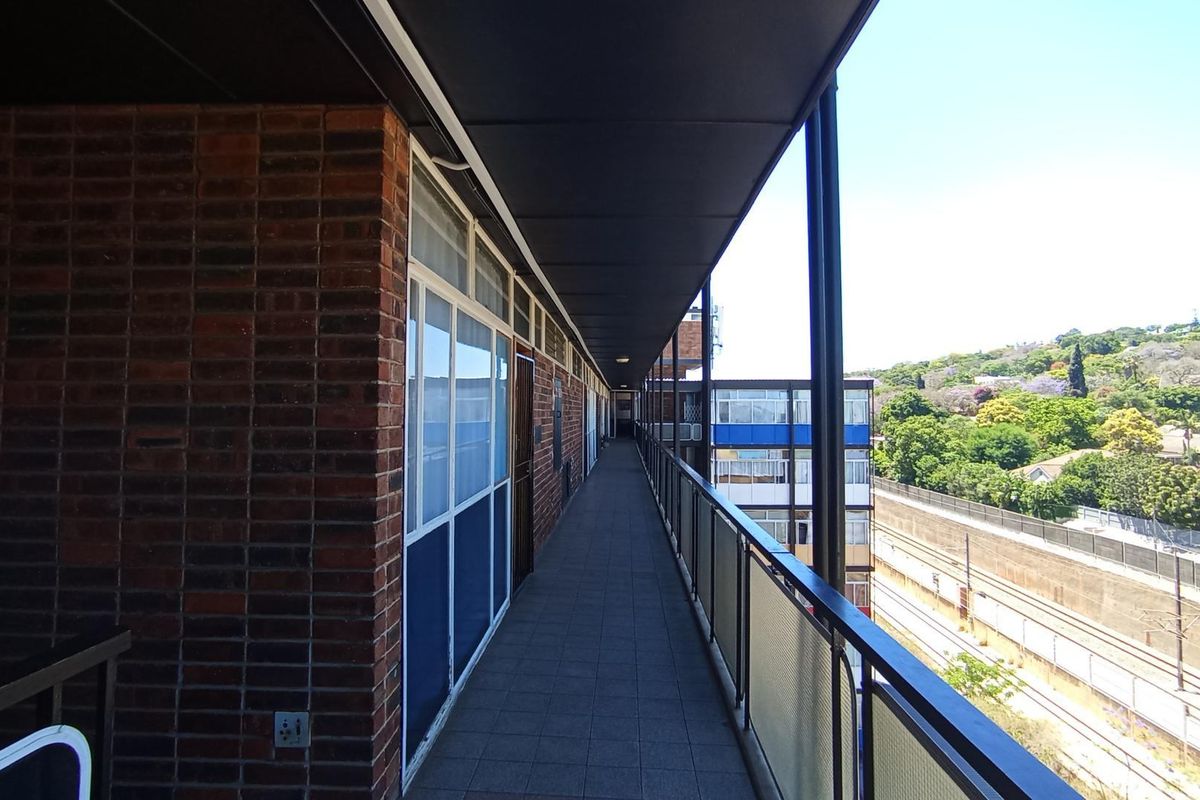 Apartment For Sale In Pretoria - Photo 4