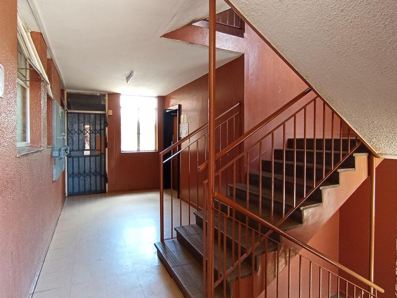 Apartment For Sale In Pretoria - Photo 4