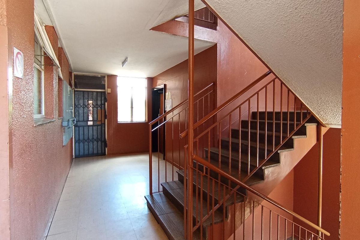 Apartment For Sale In Pretoria - Photo 4