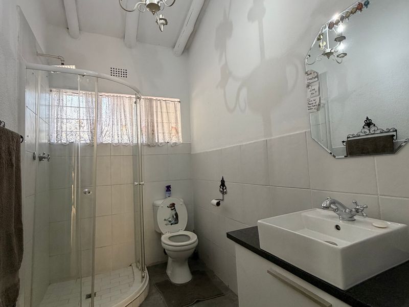 House For Sale In Benoni - Photo 9