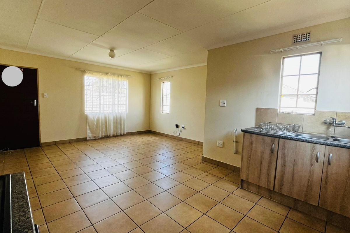 House Rental Monthly In Alberton - Photo 5