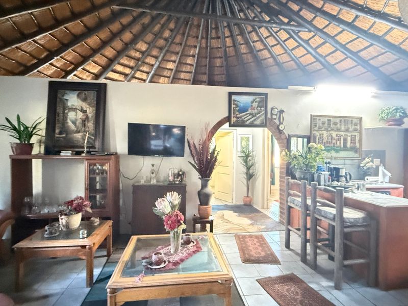 Townhouse For Sale In Port Shepstone - Photo 3