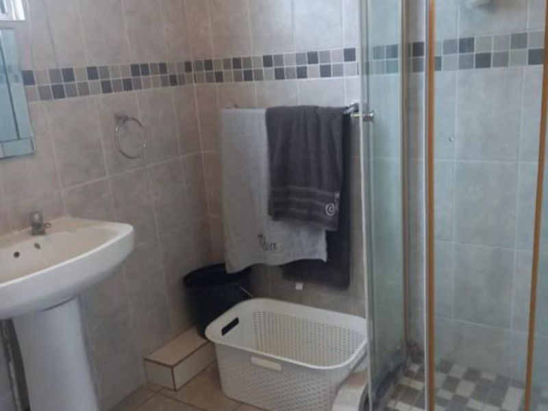 Apartment Rental Monthly In Durban - Photo 8