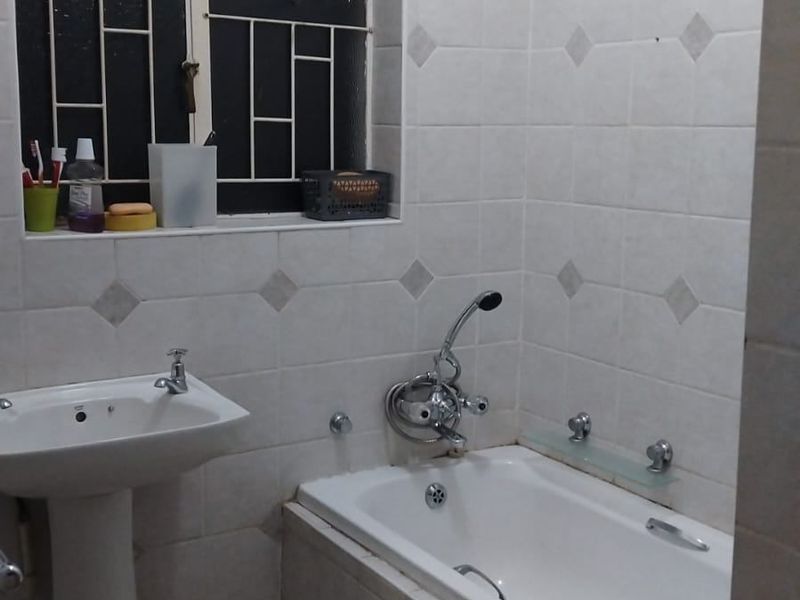 House For Sale In Cullinan - Photo 9