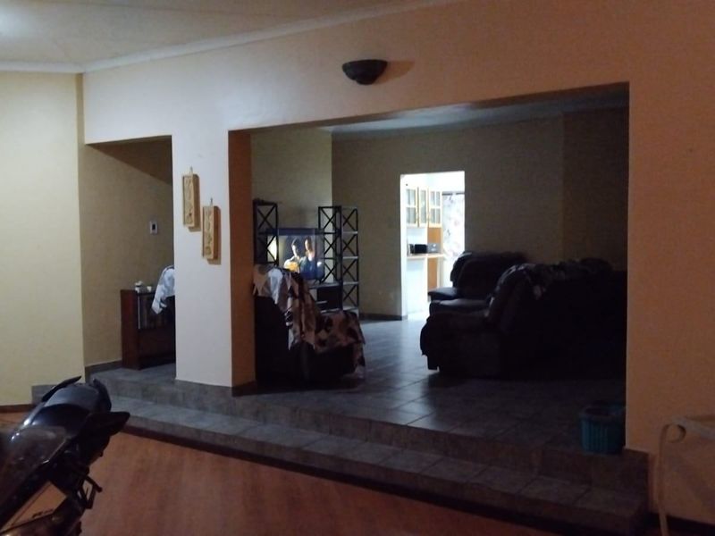 House For Sale In Cullinan - Photo 7