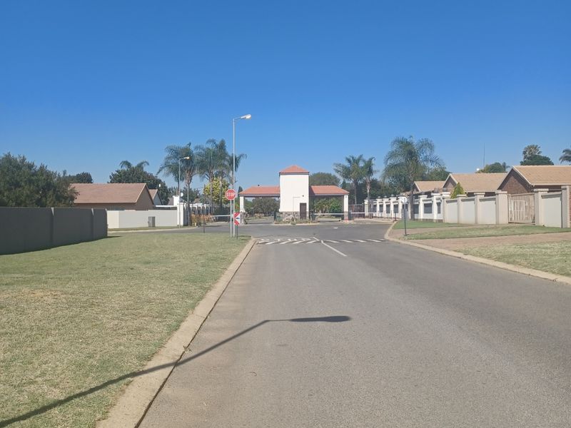 Vacant Land For Sale In Rayton - Photo 3