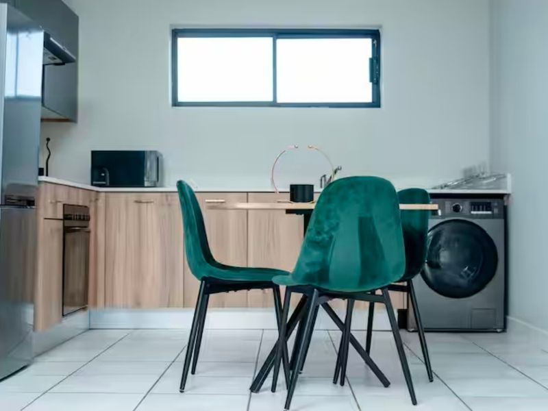 Apartment Rental Monthly In Sandton - Photo 2
