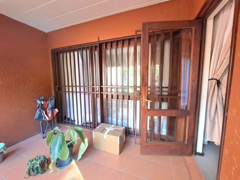 Apartment Rental Monthly In Sandton - Photo 6