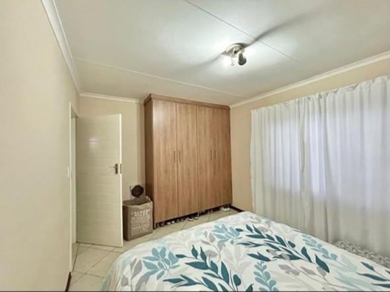 Apartment For Sale In Midrand - Photo 10