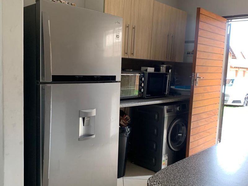 Apartment For Sale In Midrand - Photo 5