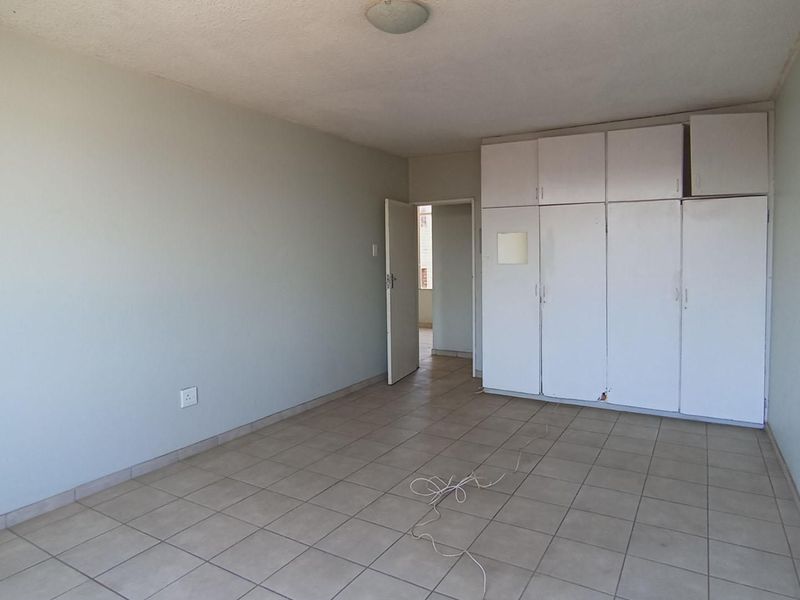 Apartment For Sale In Pretoria - Photo 8