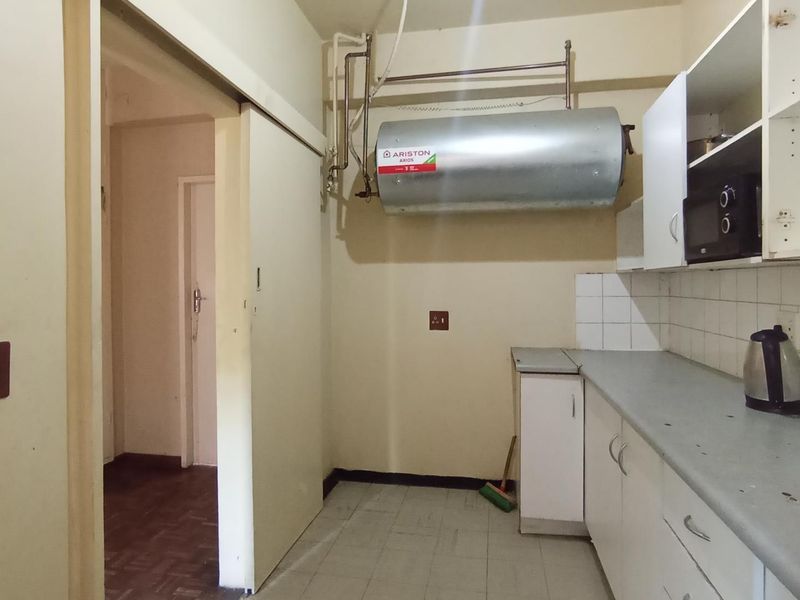 Apartment For Sale In Pretoria - Photo 3