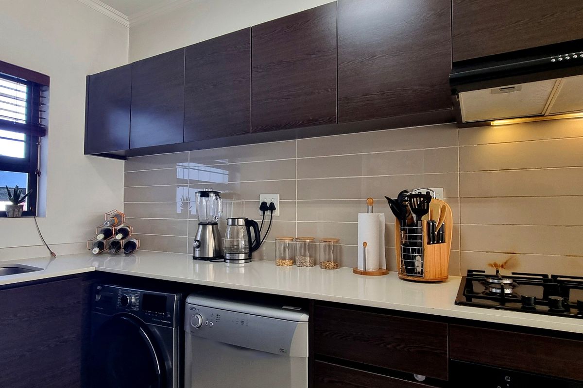 Apartment For Sale In Edenvale - Photo 4