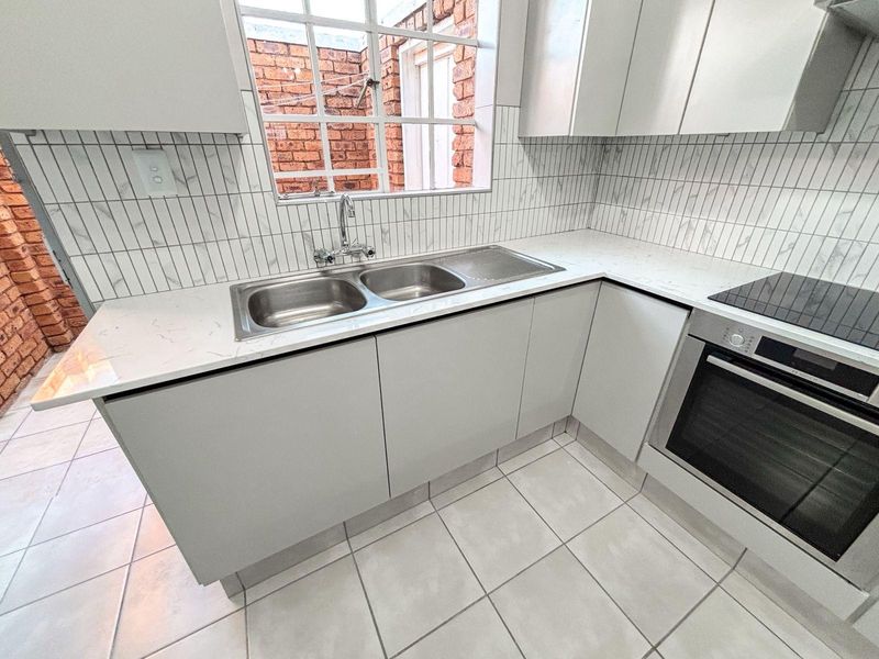 Townhouse Rental Monthly In Brakpan - Photo 7