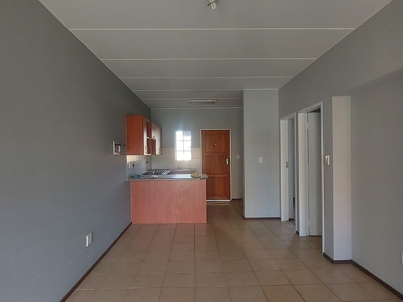Townhouse For Sale In Boksburg - Photo 5