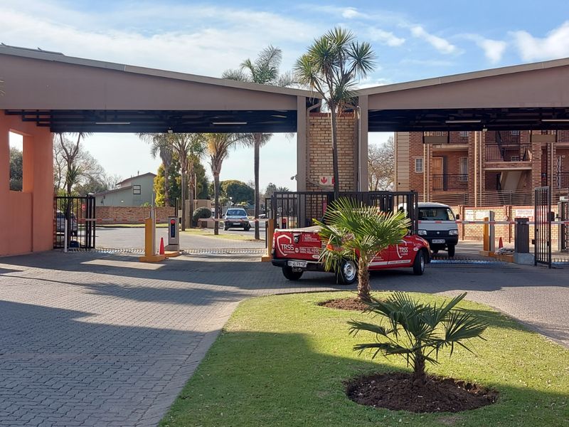 Townhouse For Sale In Boksburg - Photo 8