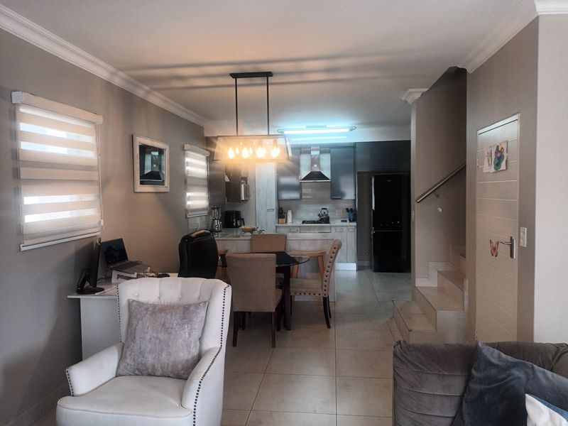 Townhouse For Sale In Pretoria - Photo 4
