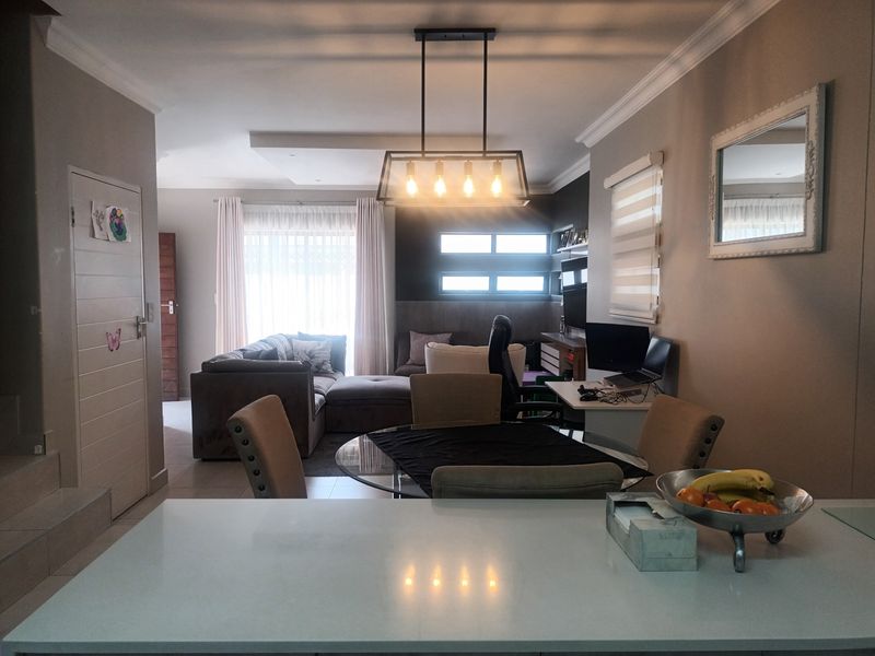 Townhouse For Sale In Pretoria - Photo 8