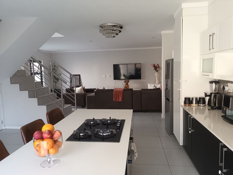 Townhouse For Sale In Pretoria - Photo 7