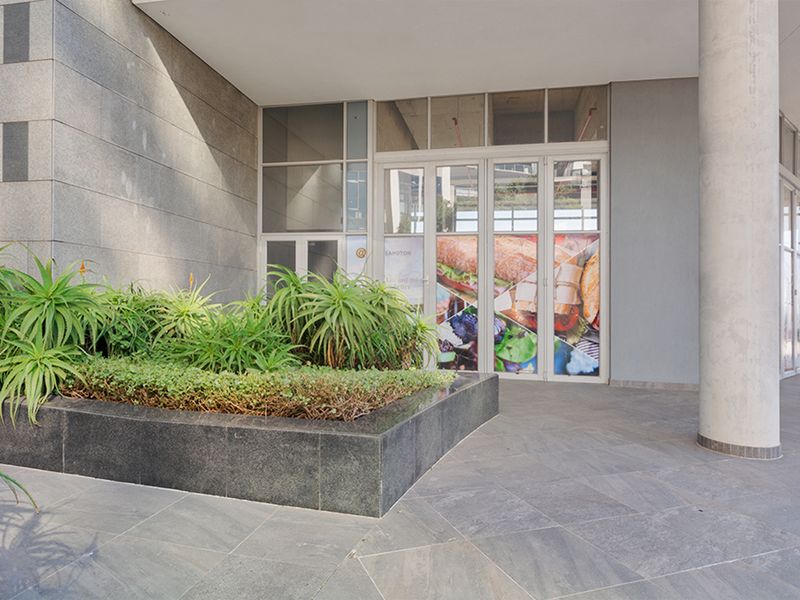 Commercial Rental Monthly In Sandton - Photo 8