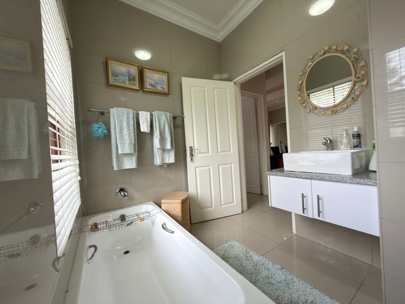House For Sale In Cape Town - Photo 8