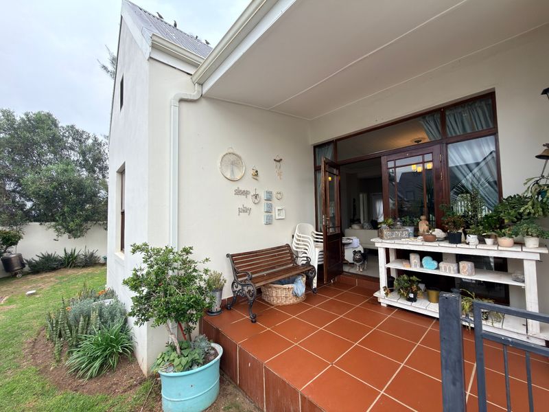 House For Sale In Cape Town - Photo 6