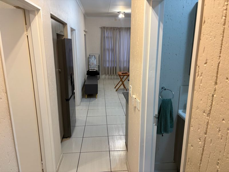 Apartment Rental Monthly In Sandton - Photo 2