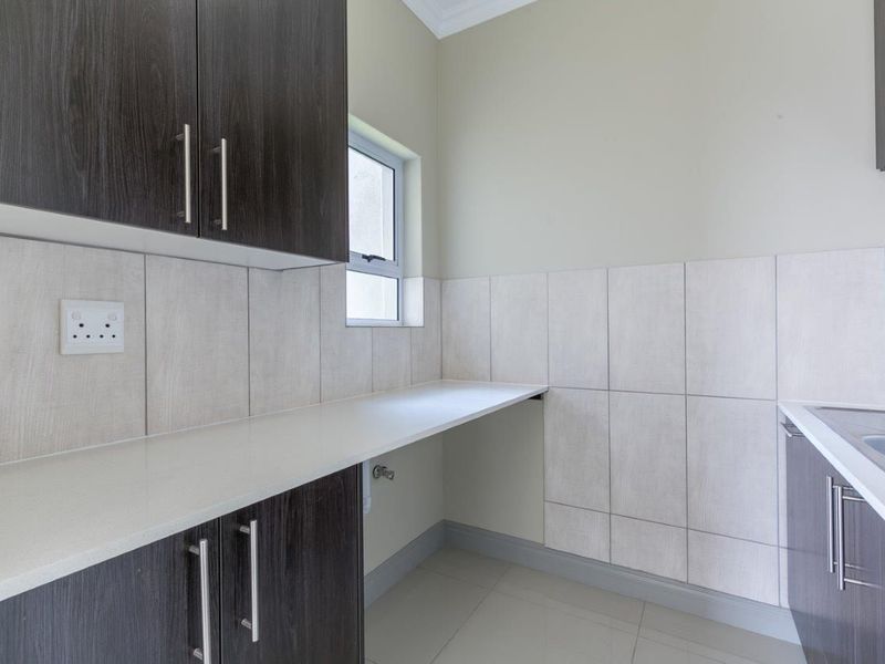 Apartment Rental Monthly In Midrand - Photo 9